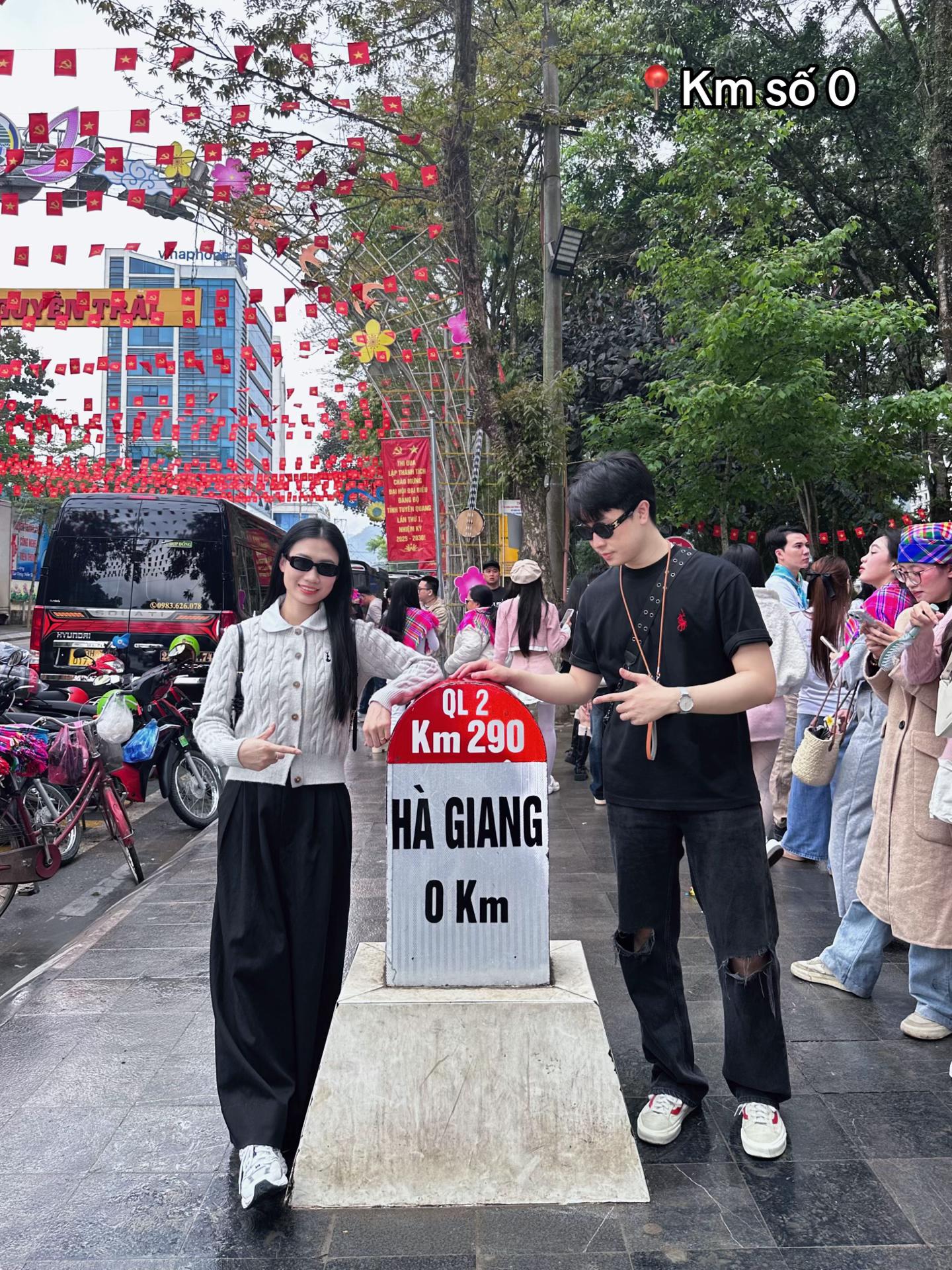 đội ngũ hương dẫn viên tour hà giang nhiệt tình-HT TRAVEL